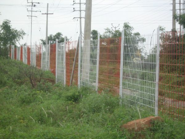 Agricultural Land Fencing Work Contractor